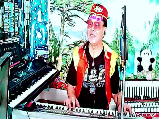 电子琴独奏赛马-在线播放-搞笑曲艺大叔-【娱+