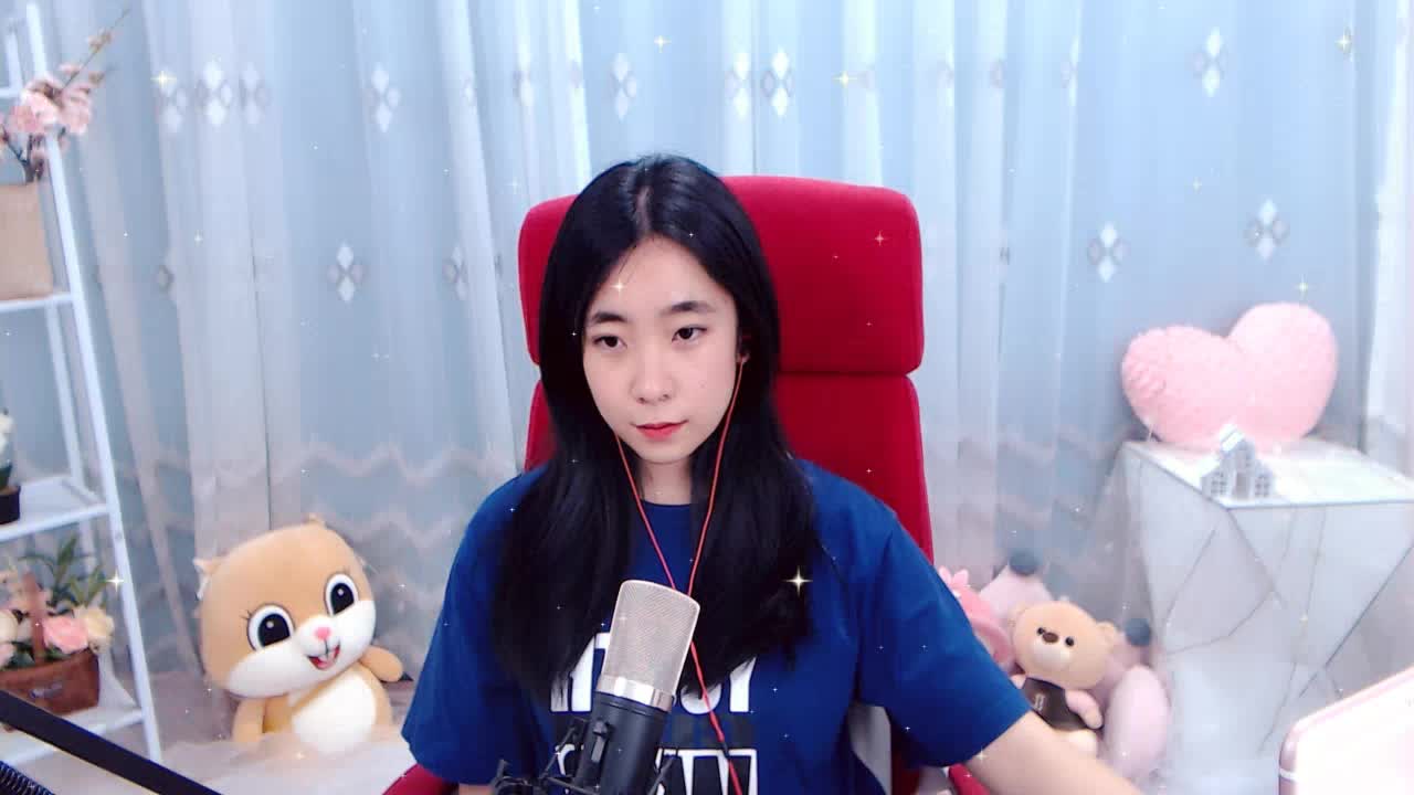 我不管，要看，循环洗脑的那种，不看我就哭的那种