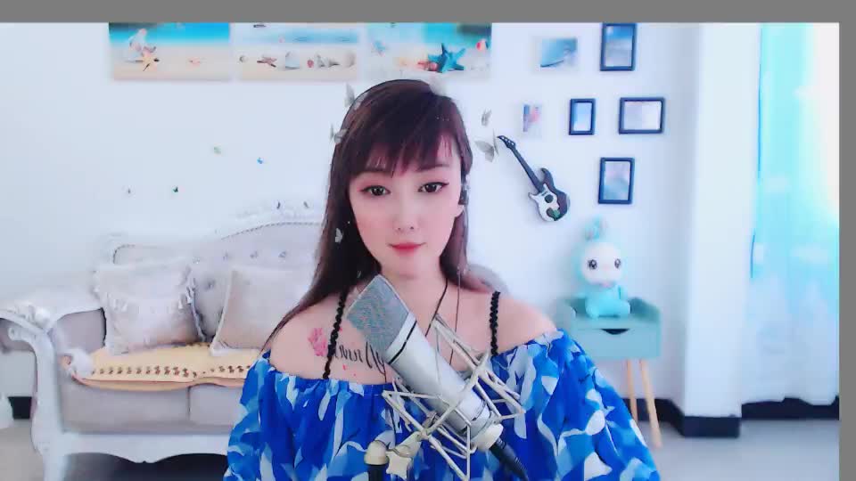 爱不得忘不舍女生版