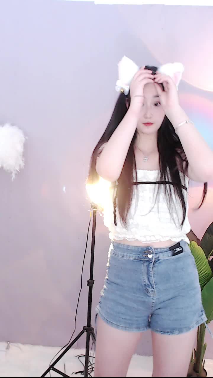 想做你的性感小野猫