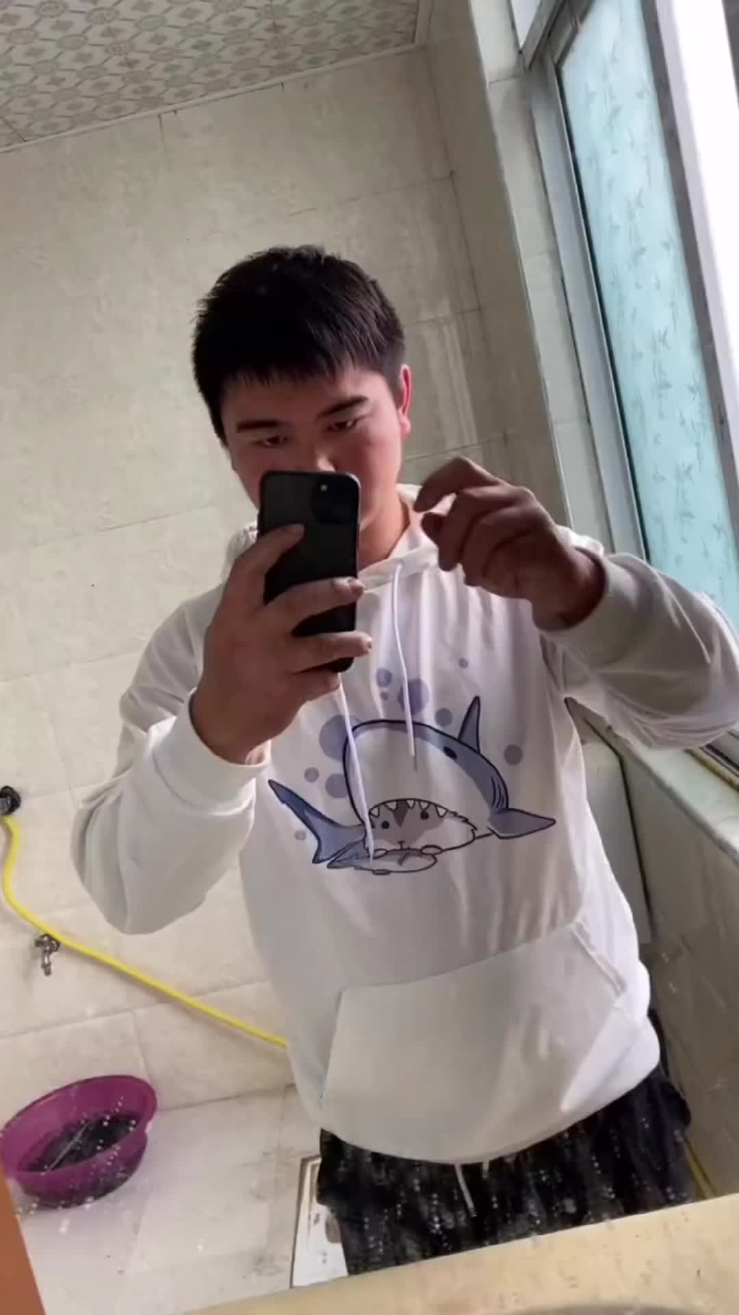 周英讯-正式上道希望多多支持。