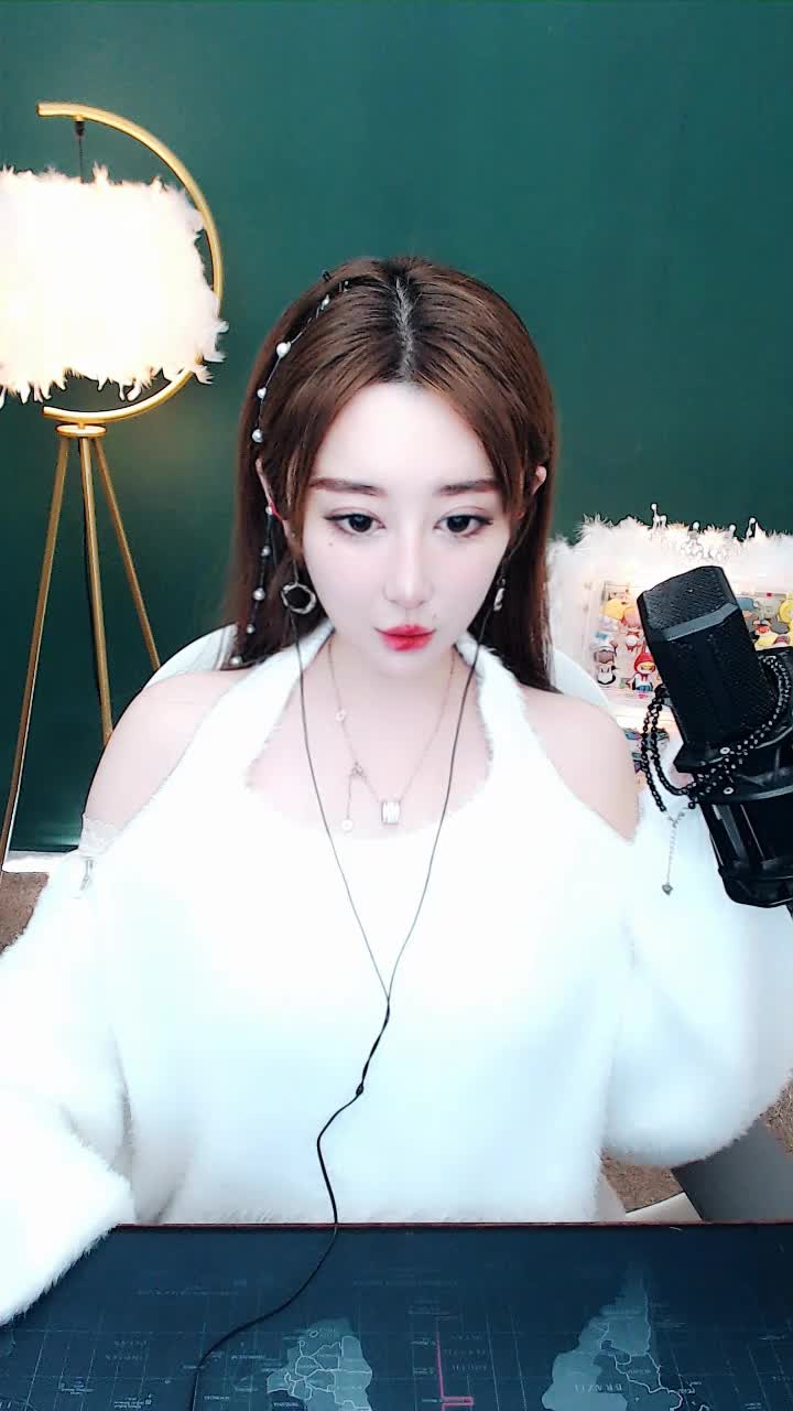 阳光不燥❤微风正好