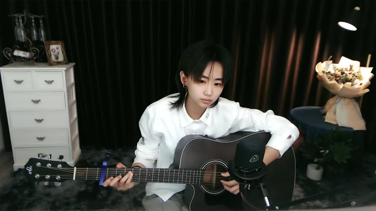 指弹民谣《董小姐》