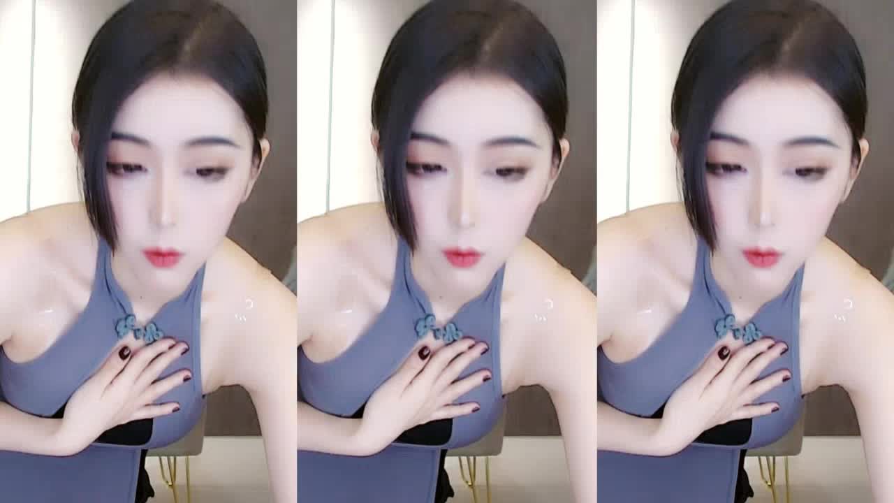 YY直播小姐姐献跳热辣舞蹈，太燃了。