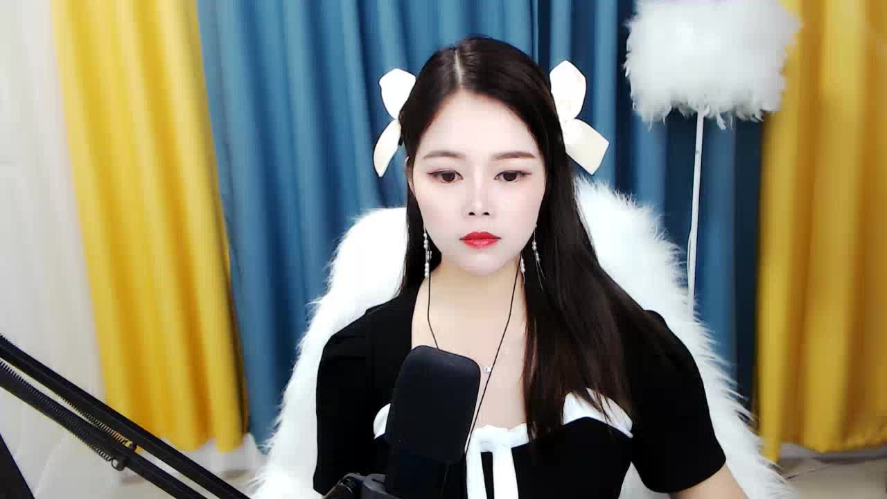 一首经典老歌,大家可以过来听听!