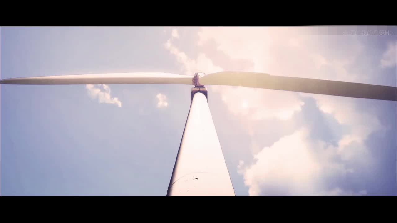 我连一秒都不曾拥有过你,却感觉失去你千万次,。一个错误的开始总结出了“失去千万次”的结果,看起来十分深情,其实画面无异于一个人在仰天长啸:我爱你啊!!!我好难受啊!!