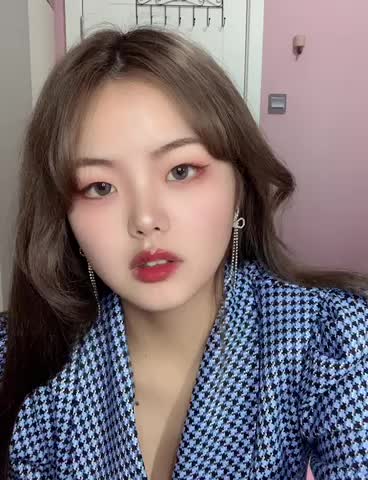 哥哥们喜欢 点点关注 点点赞 评论666