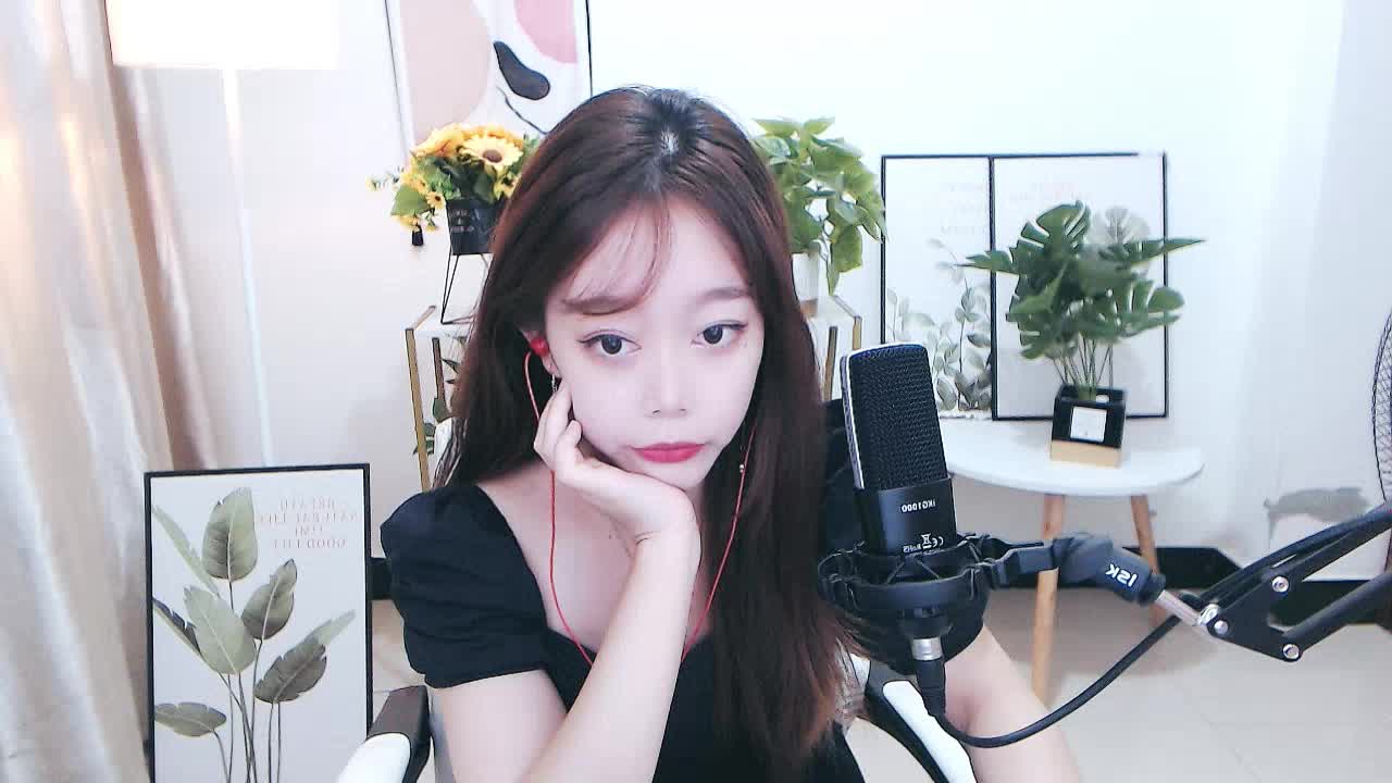 《初恋旧爱新欢》