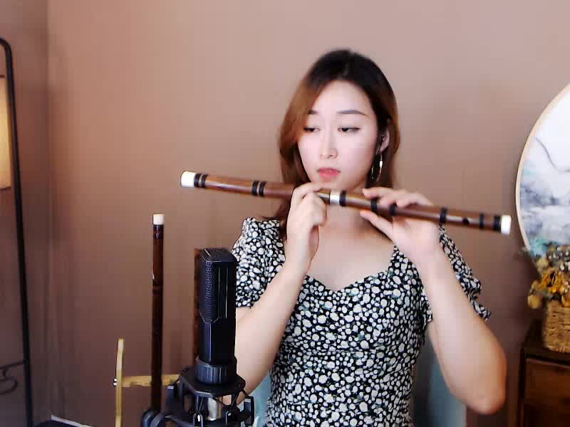 竹笛演奏《梦中的额吉》
