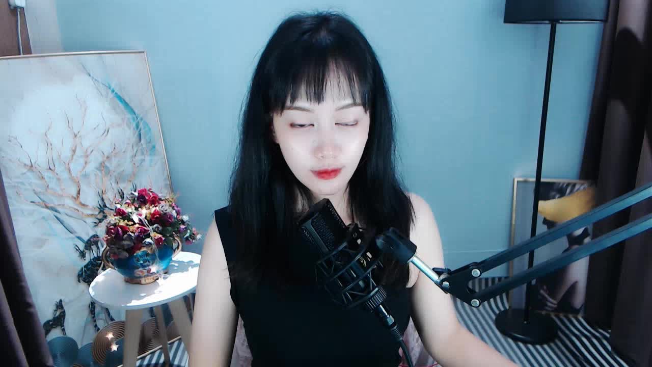 谢谢你过火的自由，让我学会，不再用你的信仰，来救赎我的爱情