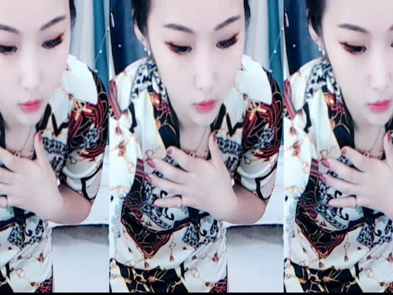 #最劲热舞#旗袍黑扇,小玲子演绎令人沦陷的热舞