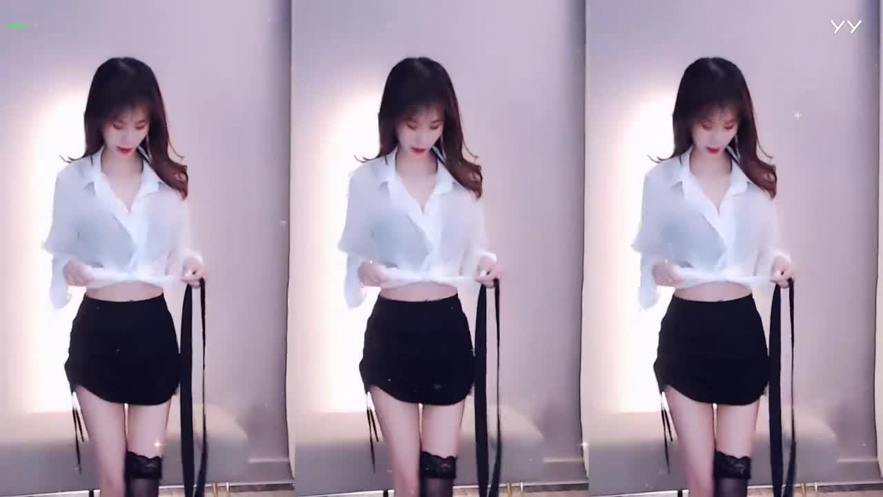 【小含含】ALikeKimFaceLikeRihanna