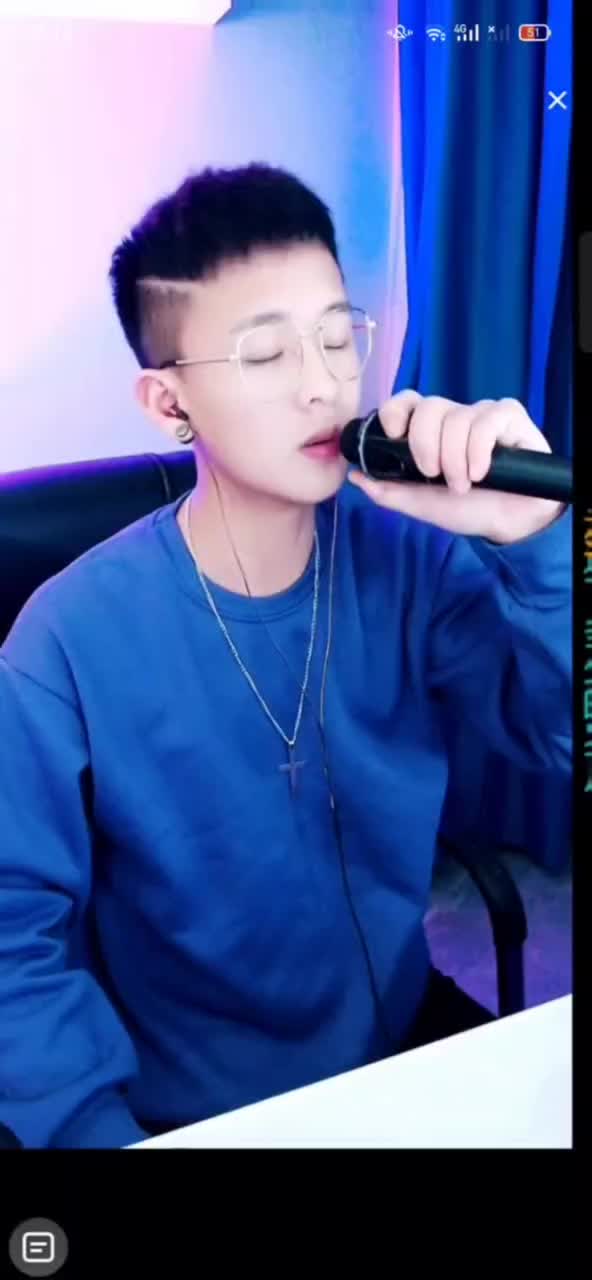 不曾忘却的姑娘