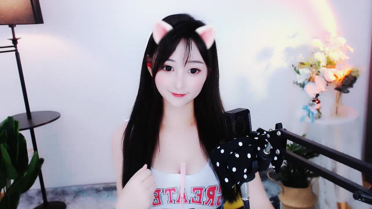 扎扎改编歌曲:(想吃饱饱)