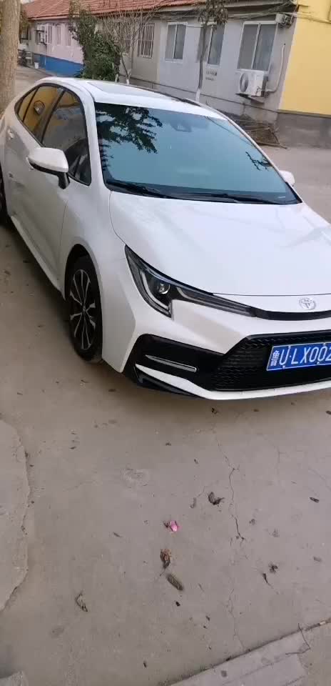 2021款雷凌运动珍珠白