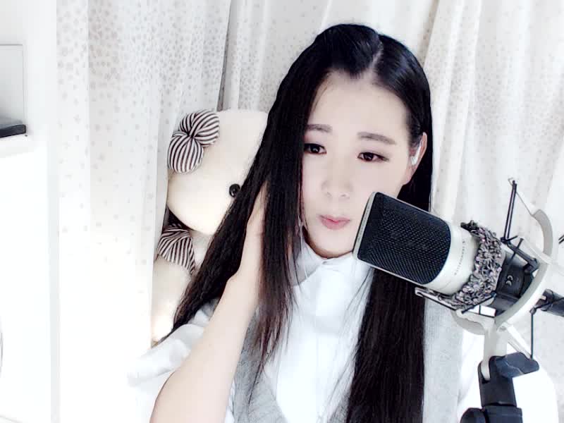 【断情笔】 小狸子直播_小狸子视频直播-yy神曲