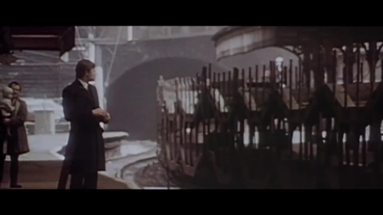 狂傲不羁的一代球王 你对他有几分认知.mp4