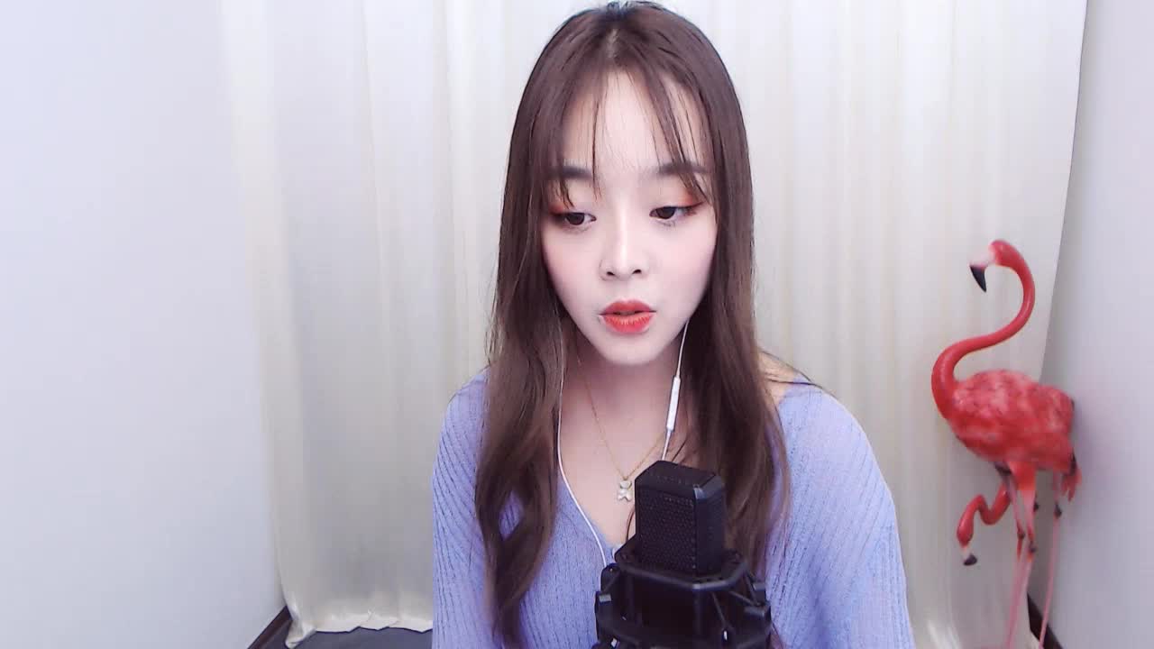 月月人美歌甜 婉转动听