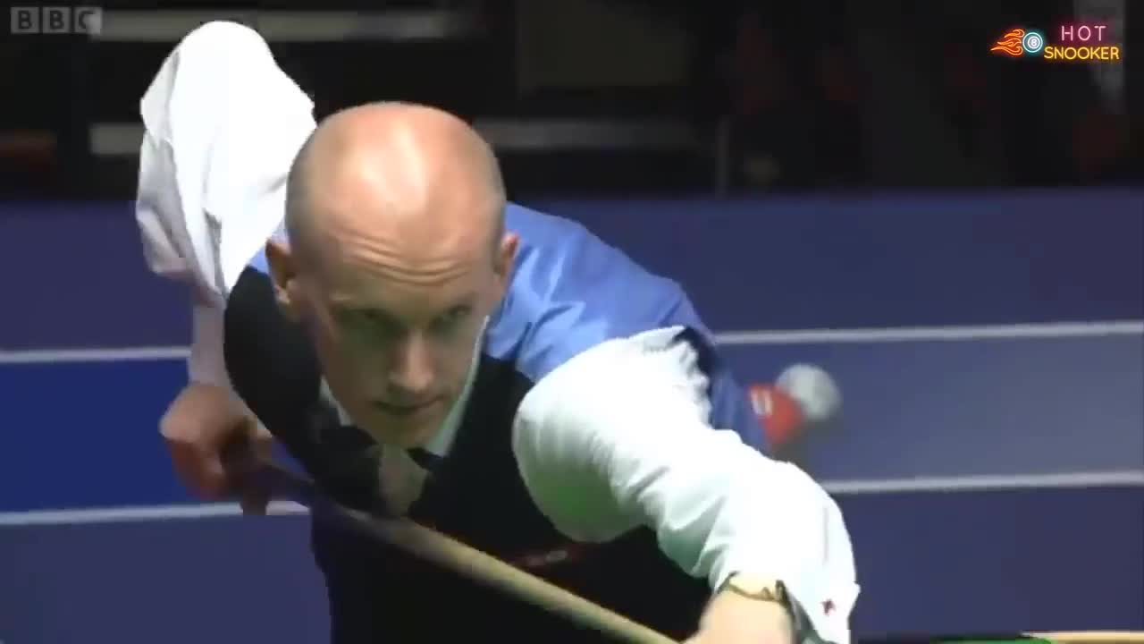 火老师总能吸引到大家的目光有趣的斯诺克时刻汇编 2.0