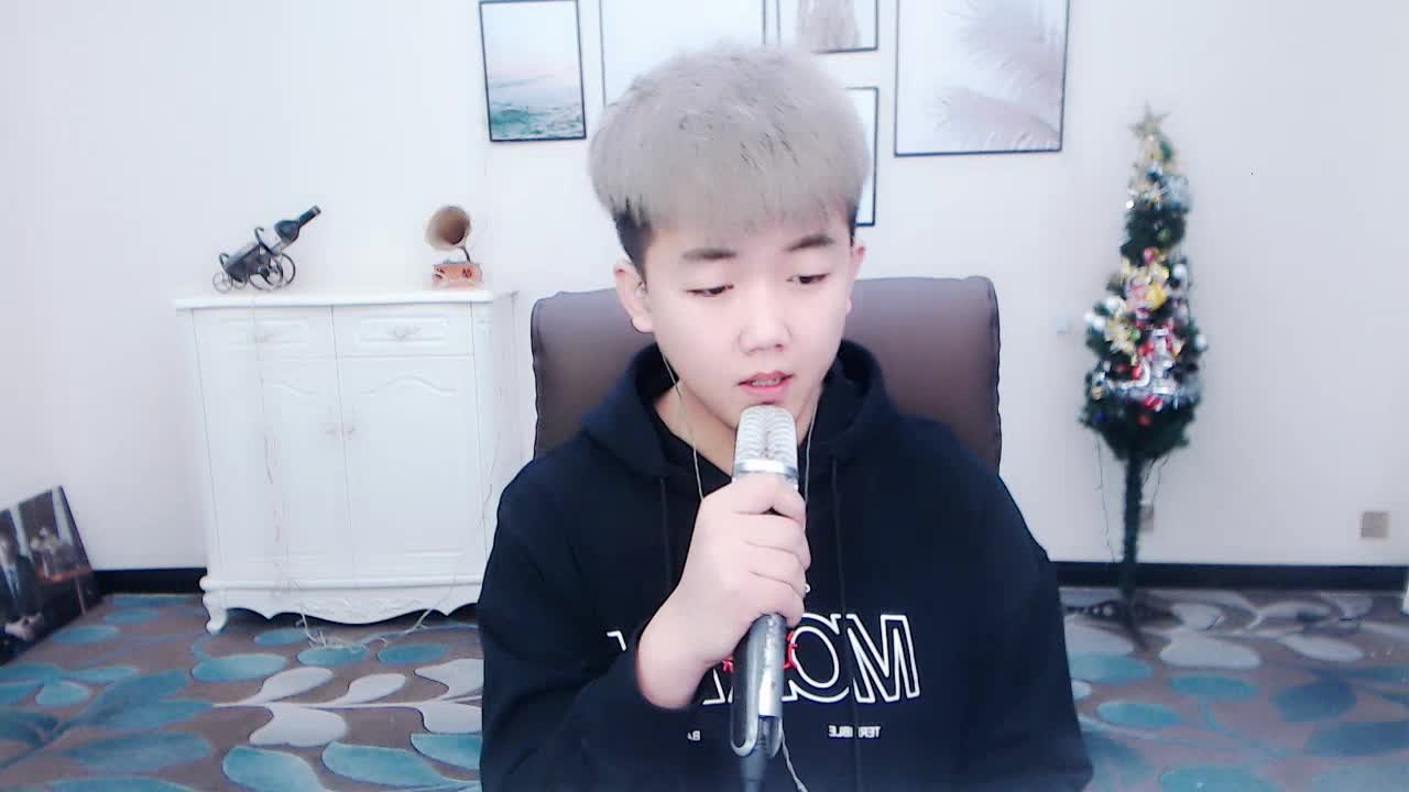 情歌好听却难唱-小伟