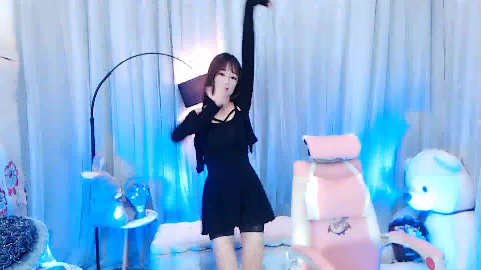 青春热舞安诺琳