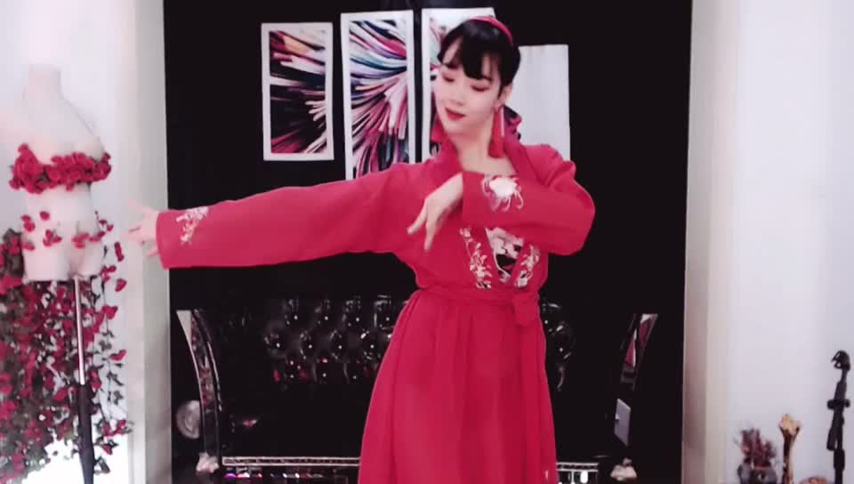 一袭红衣等故人