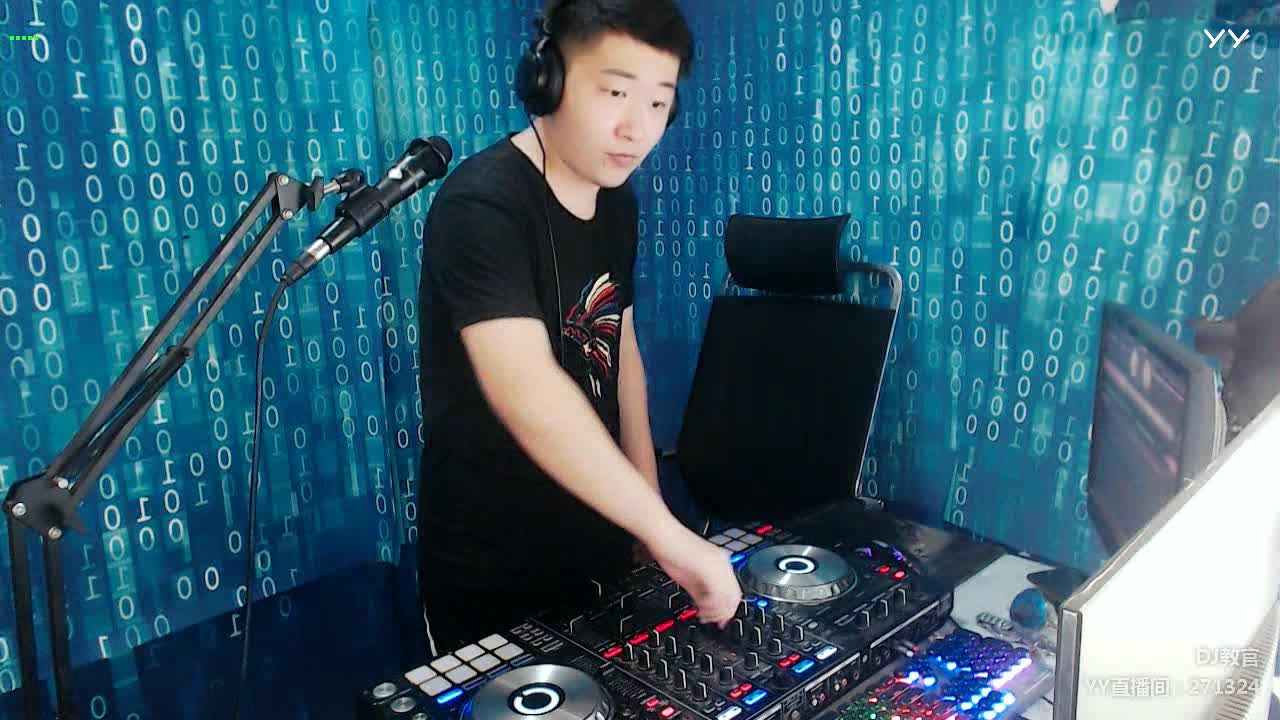 DJ教官——《疯狂时刻》