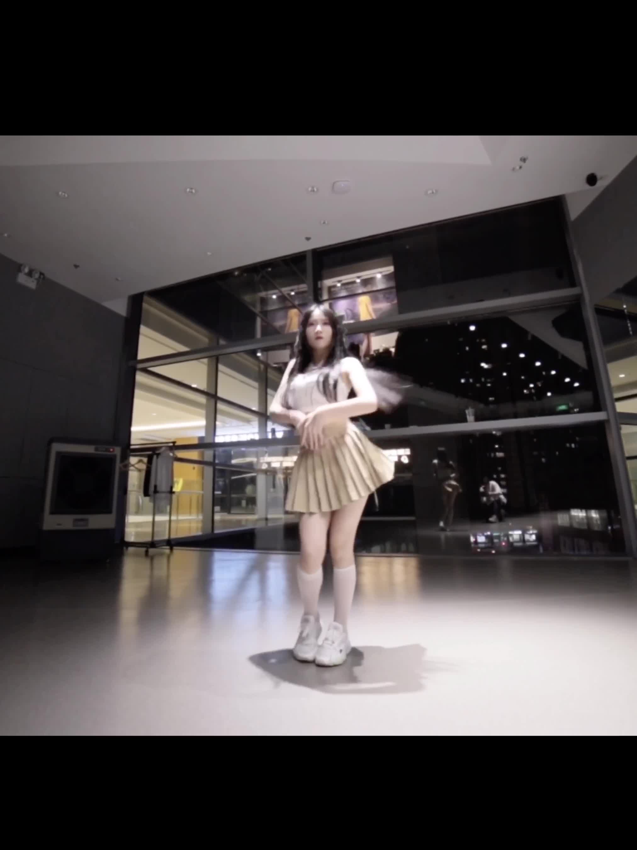 宣美回归新歌紫光夜