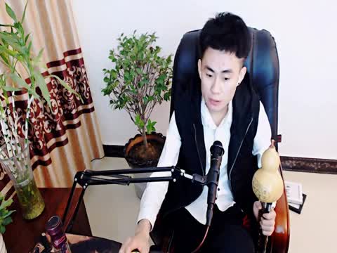 梦中的额吉-艾迪mv_梦中的额吉-艾迪mp3_梦中