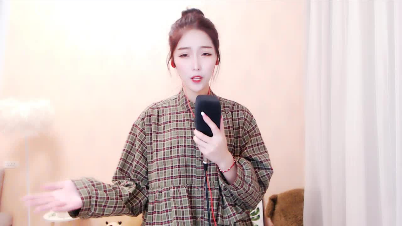 《新女人花》—喵喵