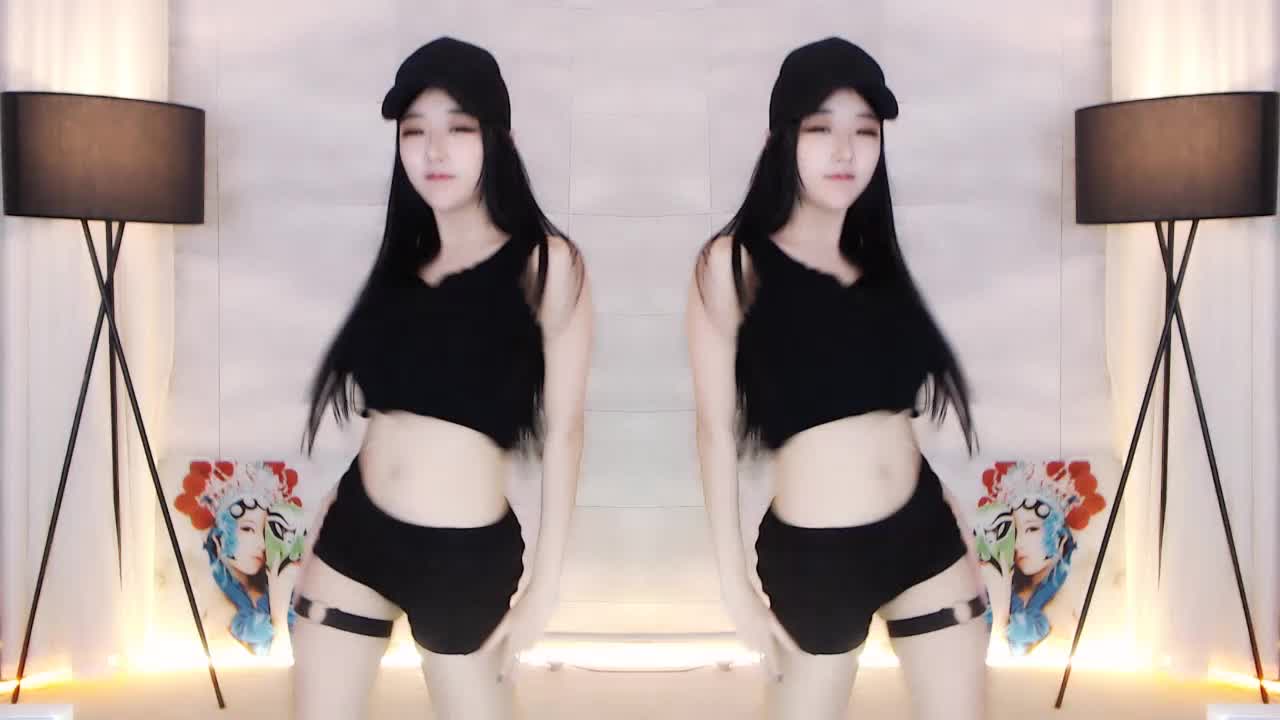 酷酷的珊珊也好看